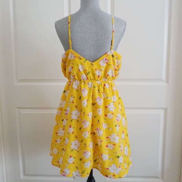 Papaya Floral Flowy Dress - Picture 2 of 7